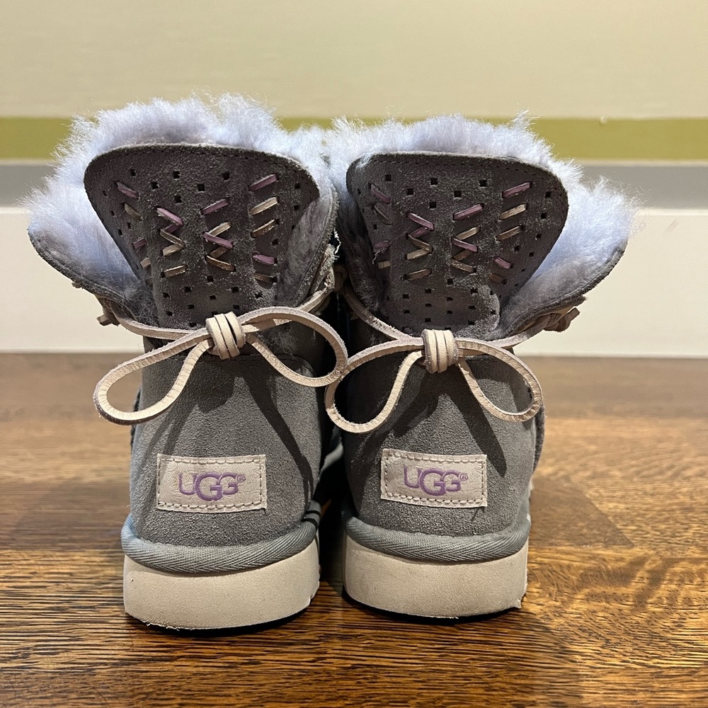 Exclusive! UGG Mini Boot